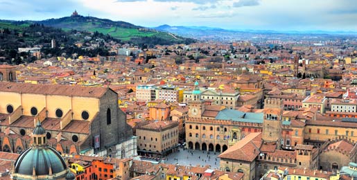 Asuntoauton vuokraus Bologna