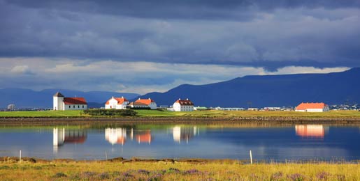 Asuntoauton vuokraus Keflavik
