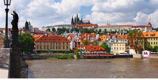 Asuntoauton vuokraus Praha