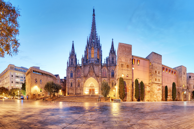 Kiertomatka Barcelona, Espanja
