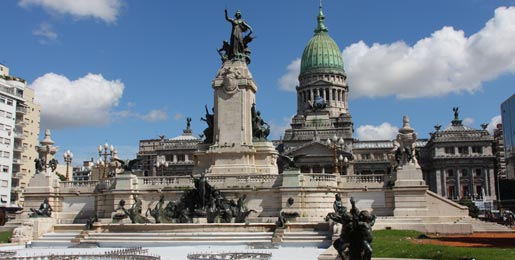 Asuntoauton vuokraus Buenos Aires