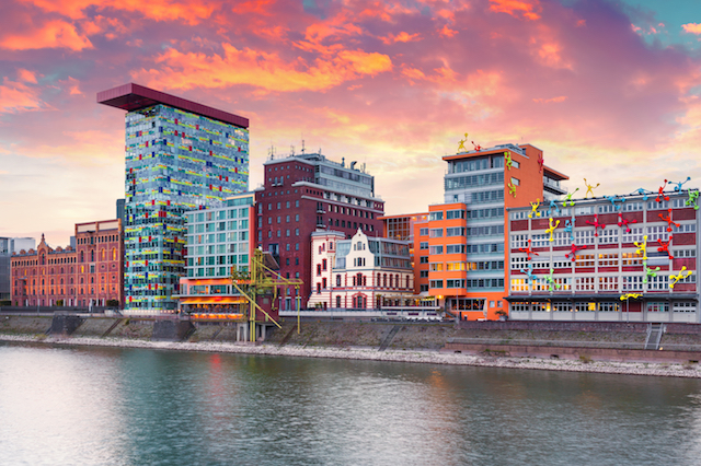 Kiertomatka Düsseldorf, Saksa